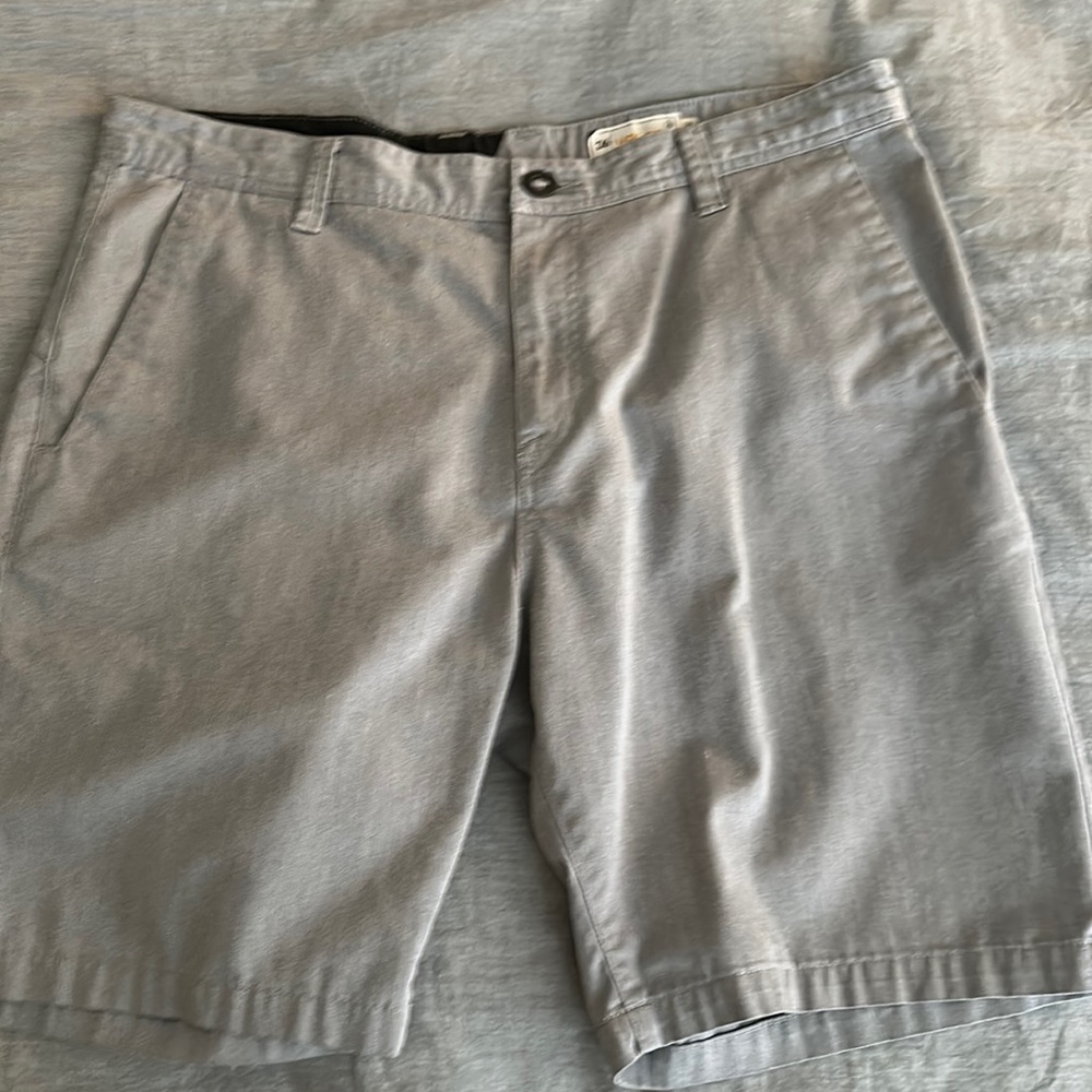 Volcom shorts
